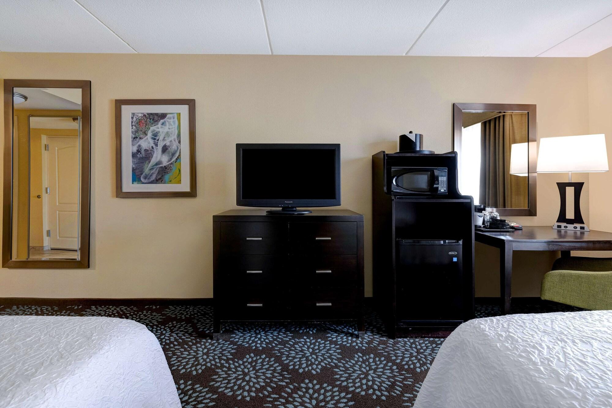 Hampton Inn & Suites Pensacola/גולף בריז מראה חיצוני תמונה